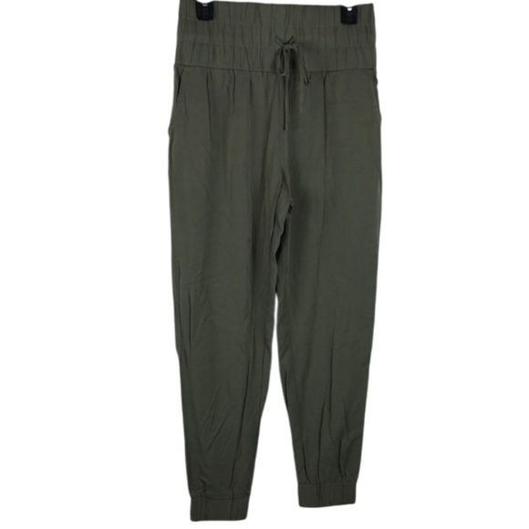 Tea & Rose Olive Green Jogger Pants 100% Tencel Trendy Athleisure Size Medium - Picture 1 of 11